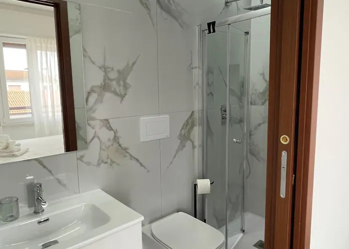Double Room Private Bathroom