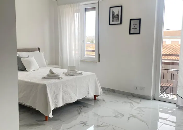 Double Room Private Bathroom
